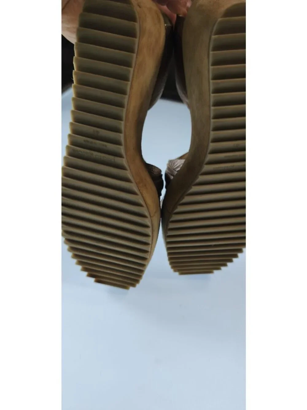Pedro Garcia Bronze Metallic Wedge Sandals Sz 41 Suede Platform New No Box